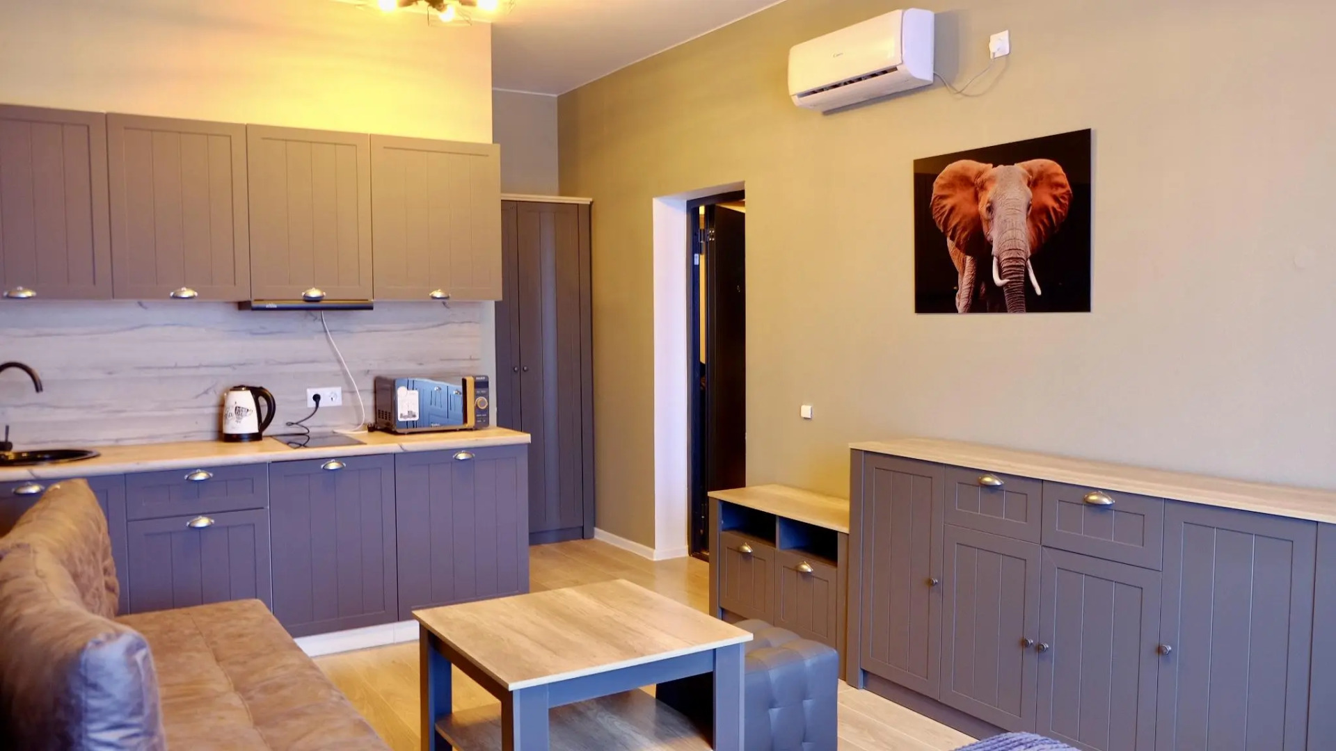 Светло и чисто