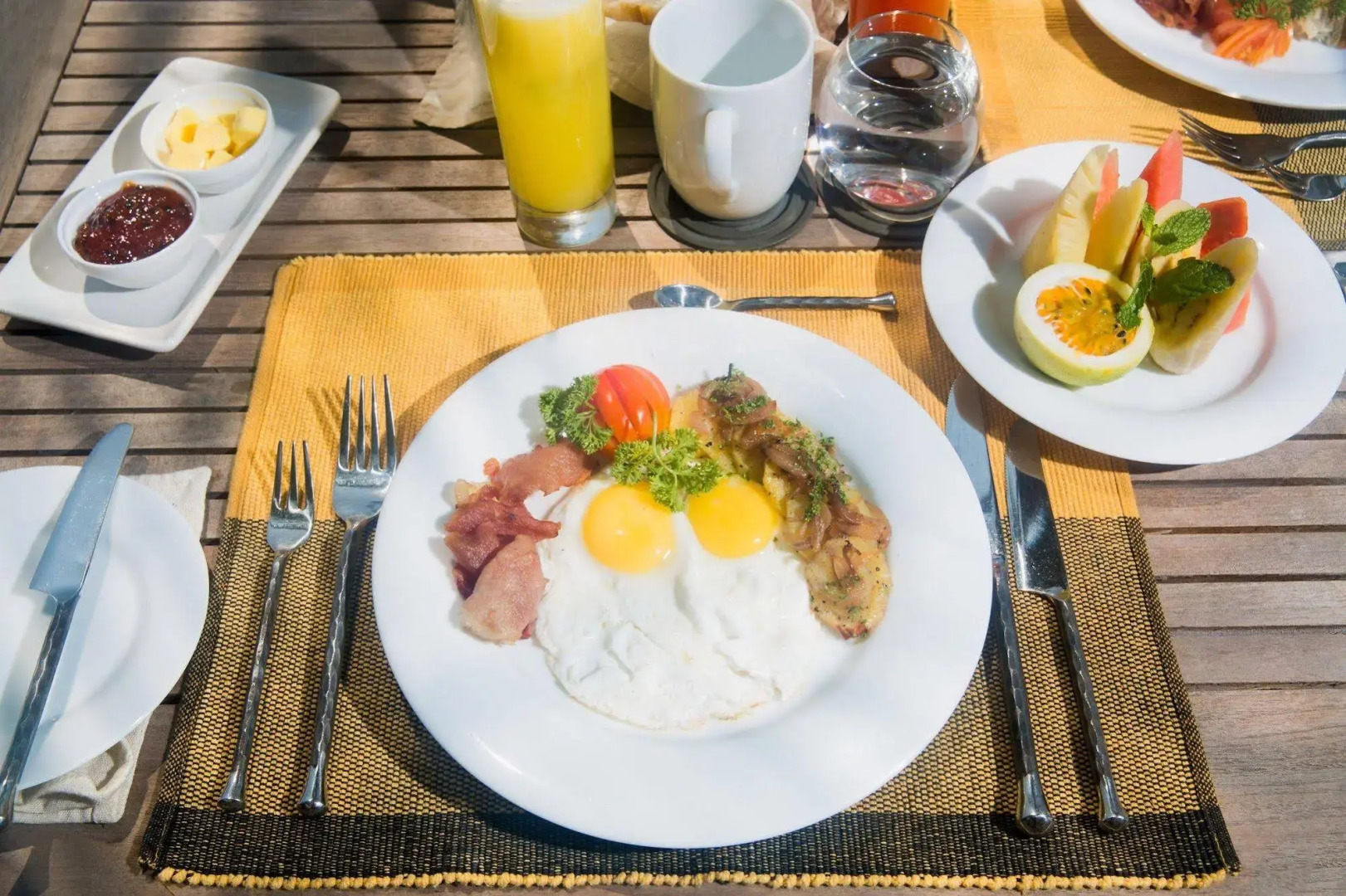 Sri Sharavi Beach Villas & Spa
