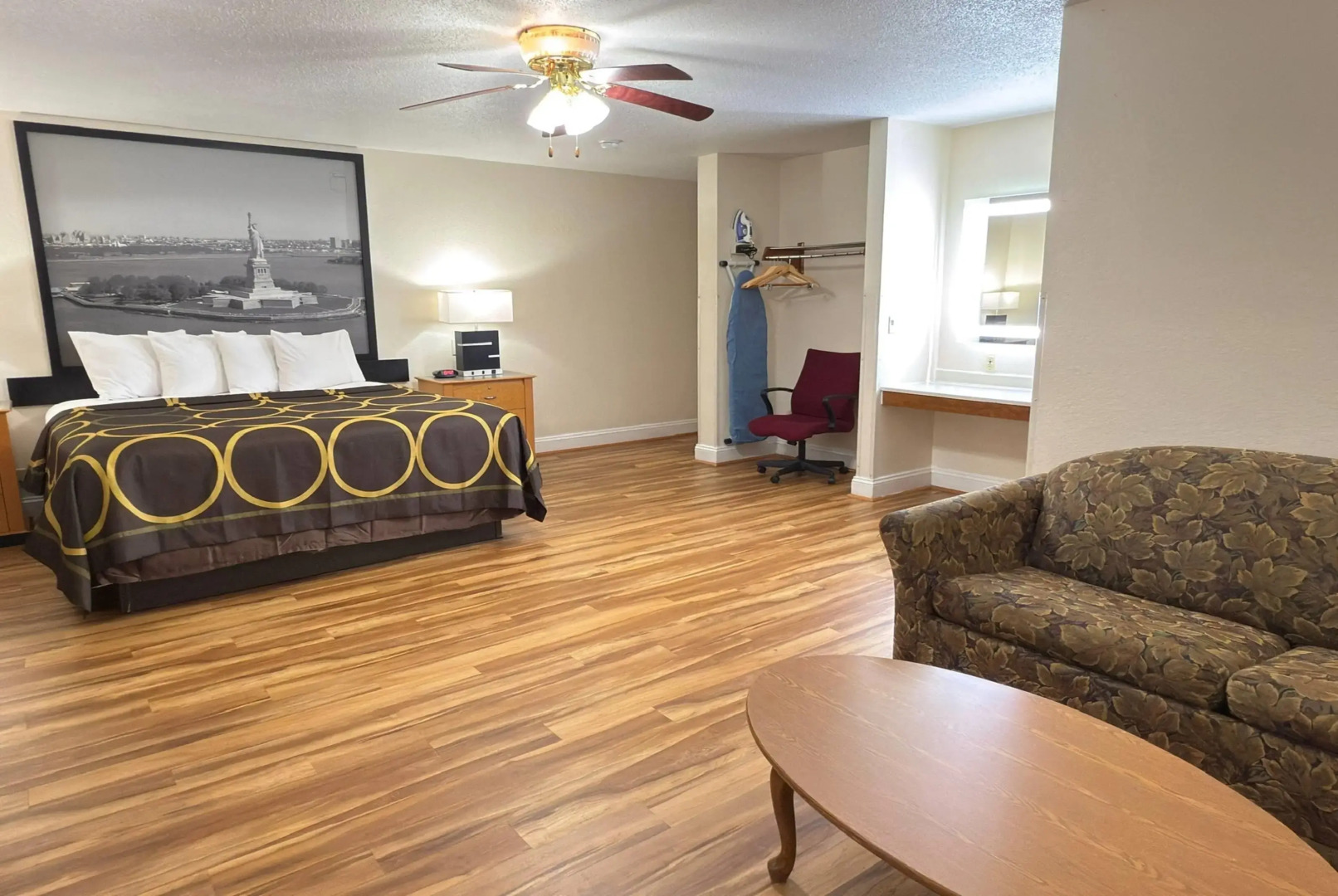 Super 8 by Wyndham Anderson/Clemson Area