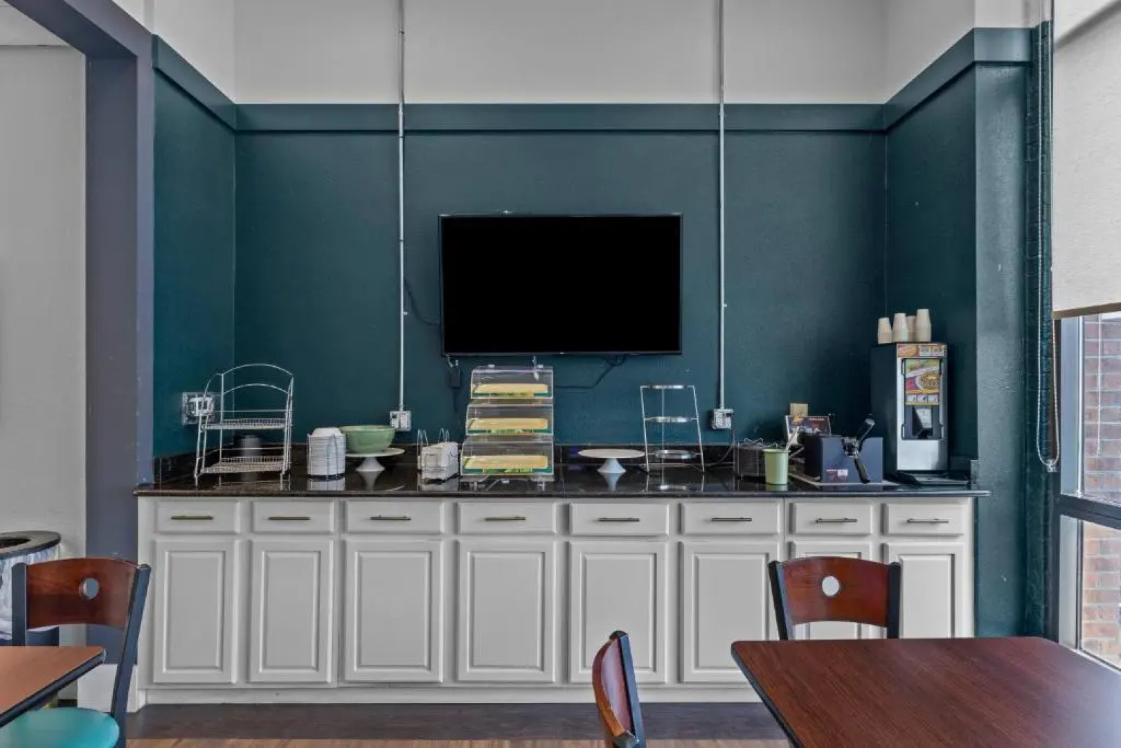 Garnet Inn & Suites, Morehead City near Atlantic Beach