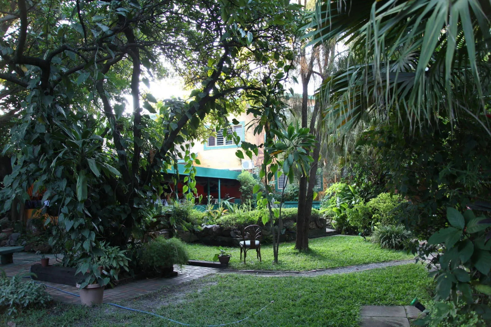 Africanza Lodge and Restaurant