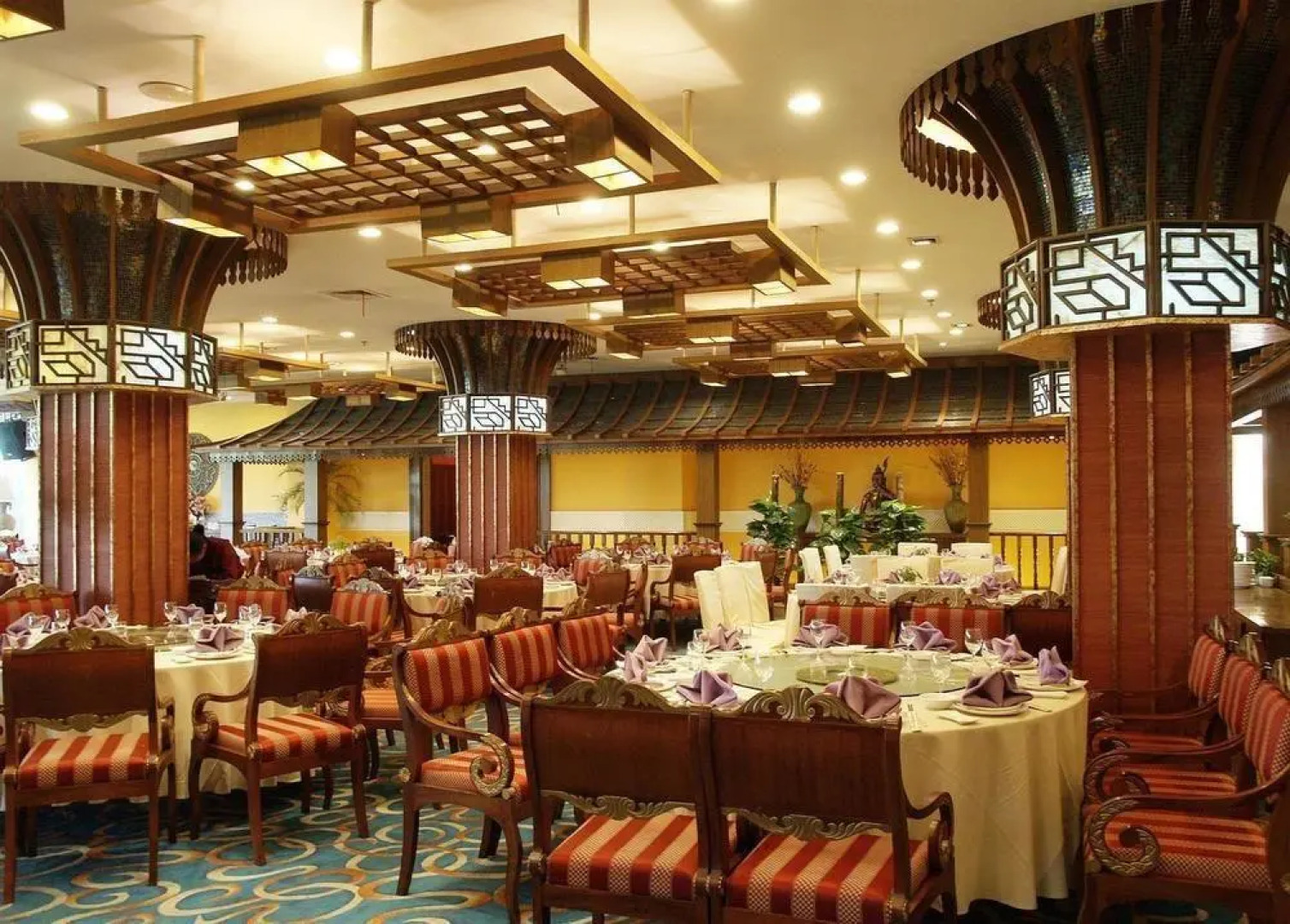 Oak Bay Garden Hotel