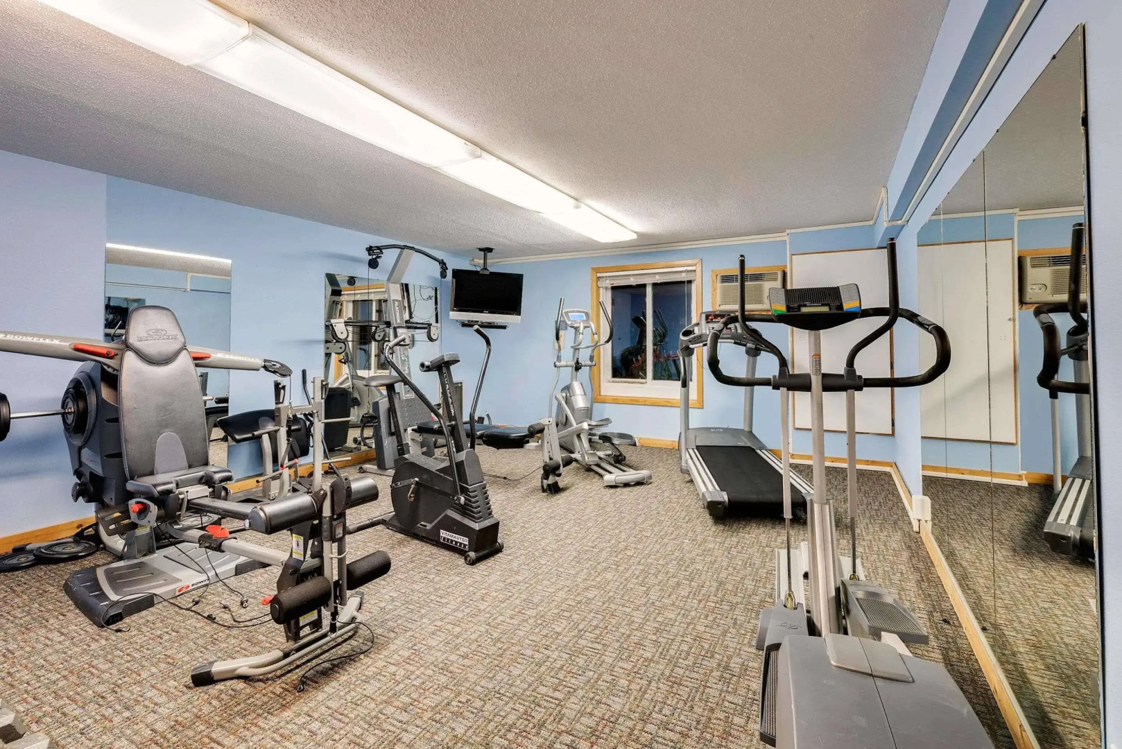 Travelodge by Wyndham Grand Forks