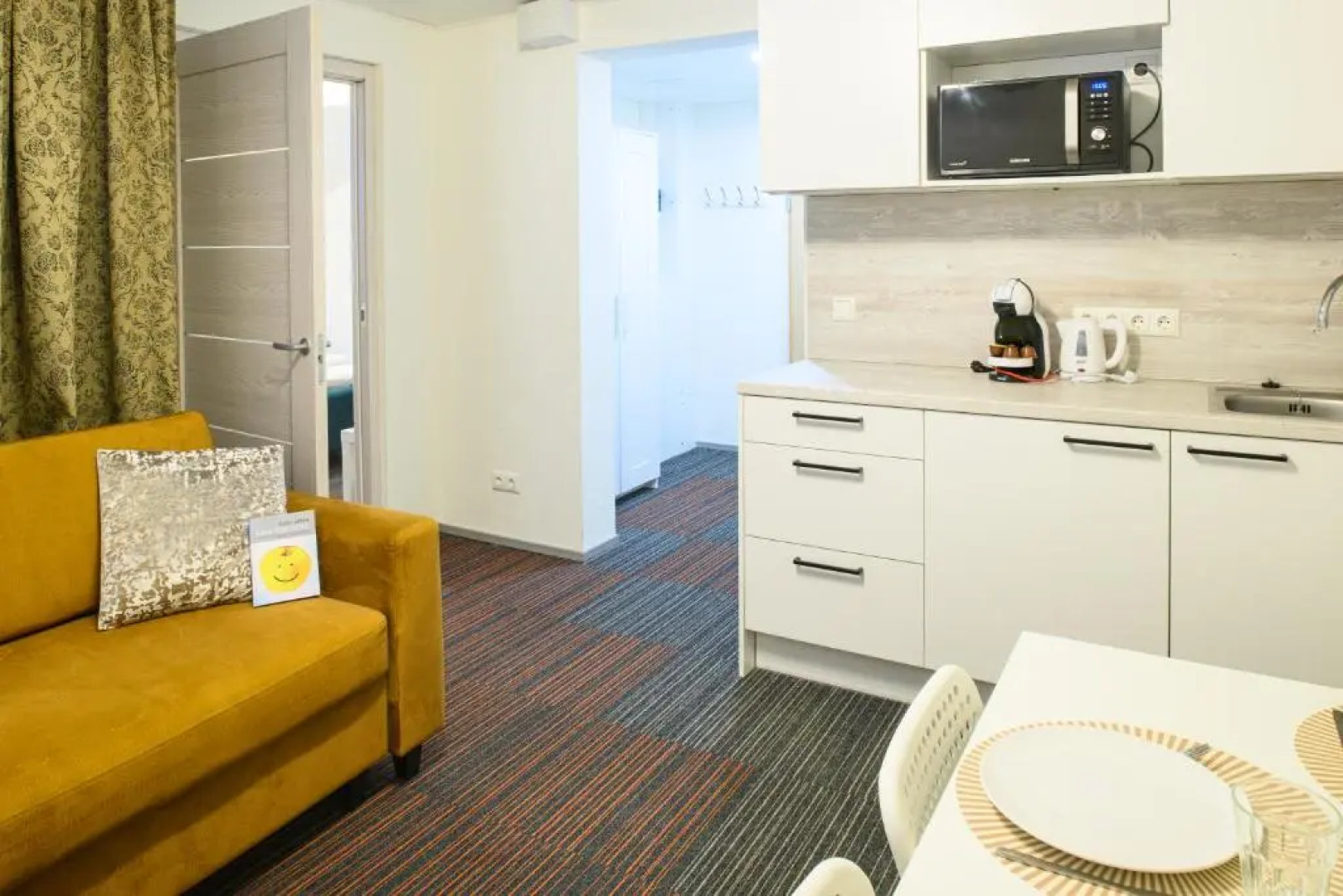 Stay to Stay Apartments - võtmeta sissepääs