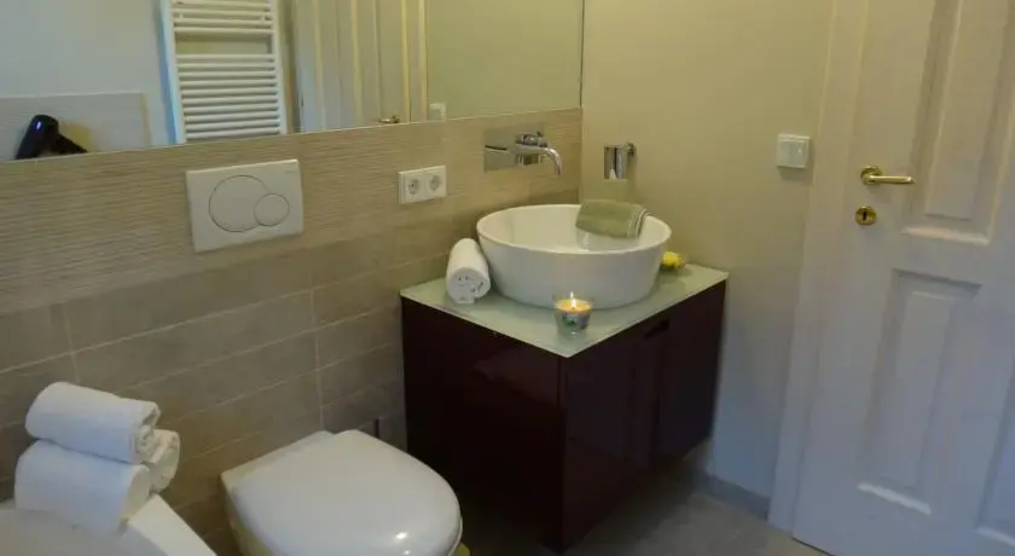 Apartment Managers - Apartment Kitzolino