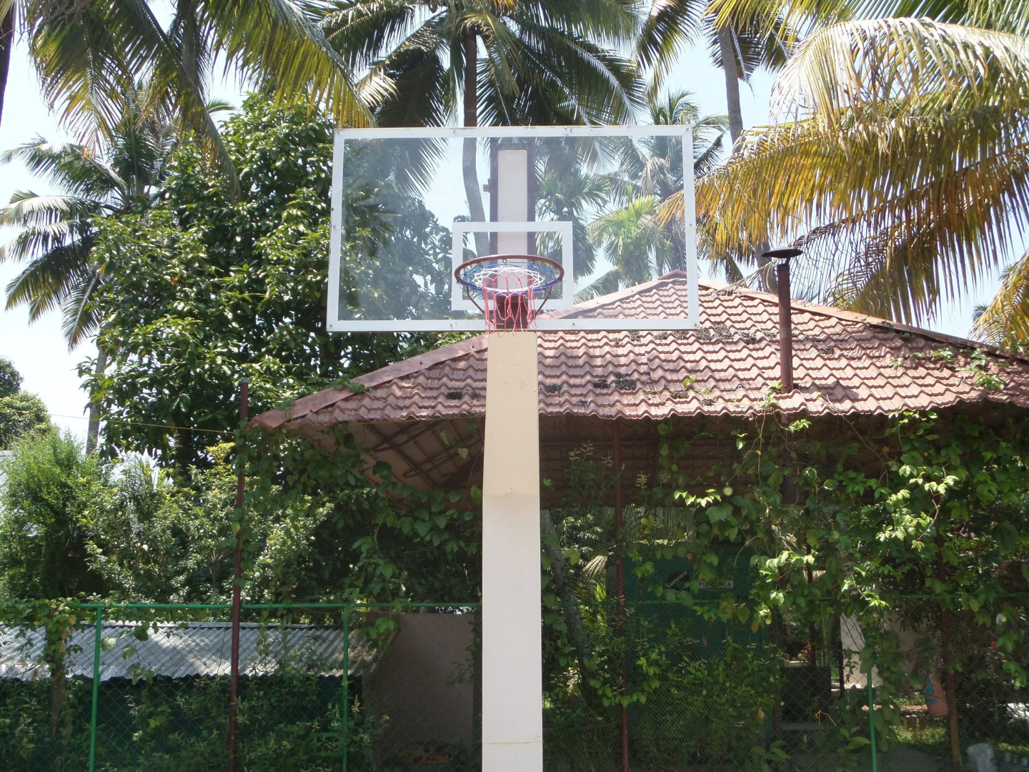 Illikkalam Lakeside Cottages