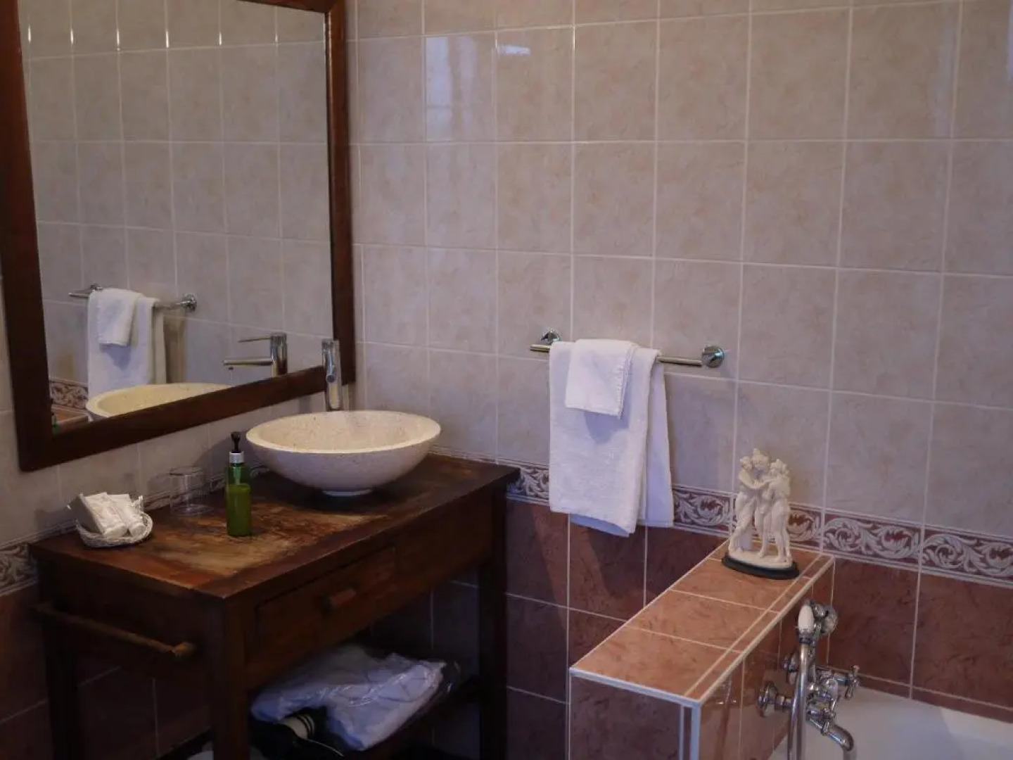 Logis Hôtels Domaine du Châtelard