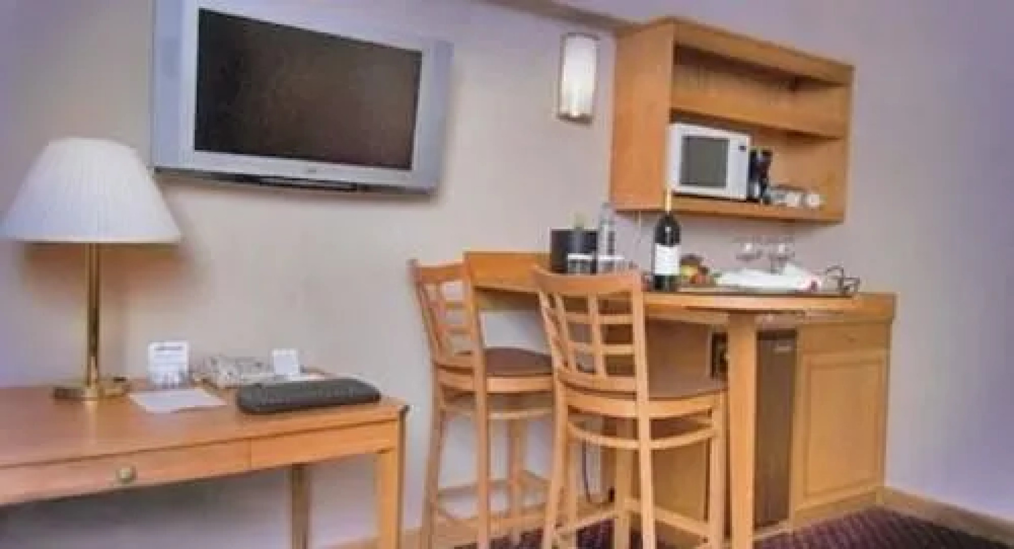 Wyndham Glenview Suites Chicago North