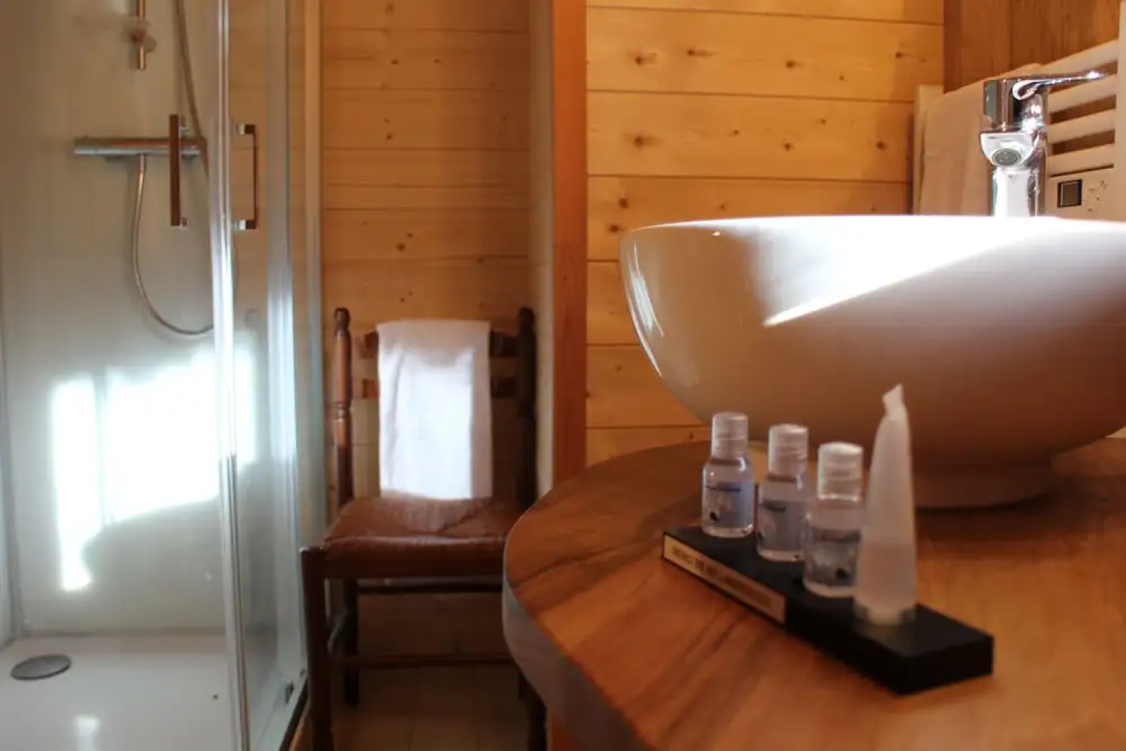 Village Flottant de Pressac