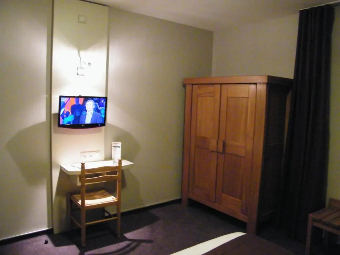 Brit Hotel L'Arrivée Guingamp (Ex:Brit Hotel Armor)