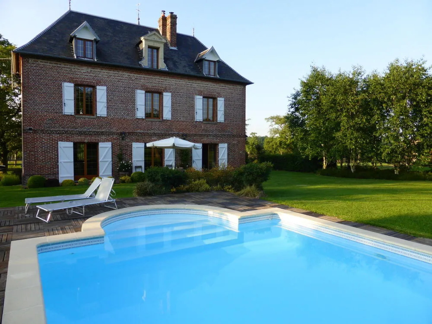 Ailleurs Sous Les Étoiles