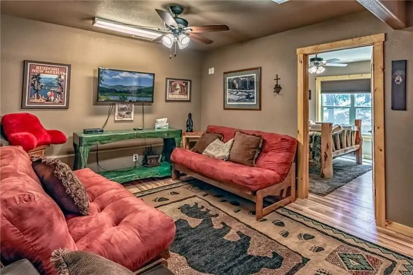 Cozy Knotty and Nice - Four Bedroom Cabin