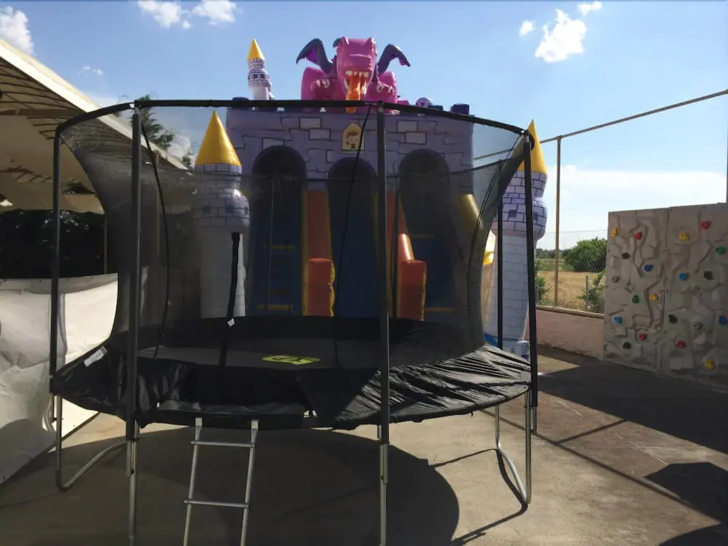 Arxhontiko Chris & Eve