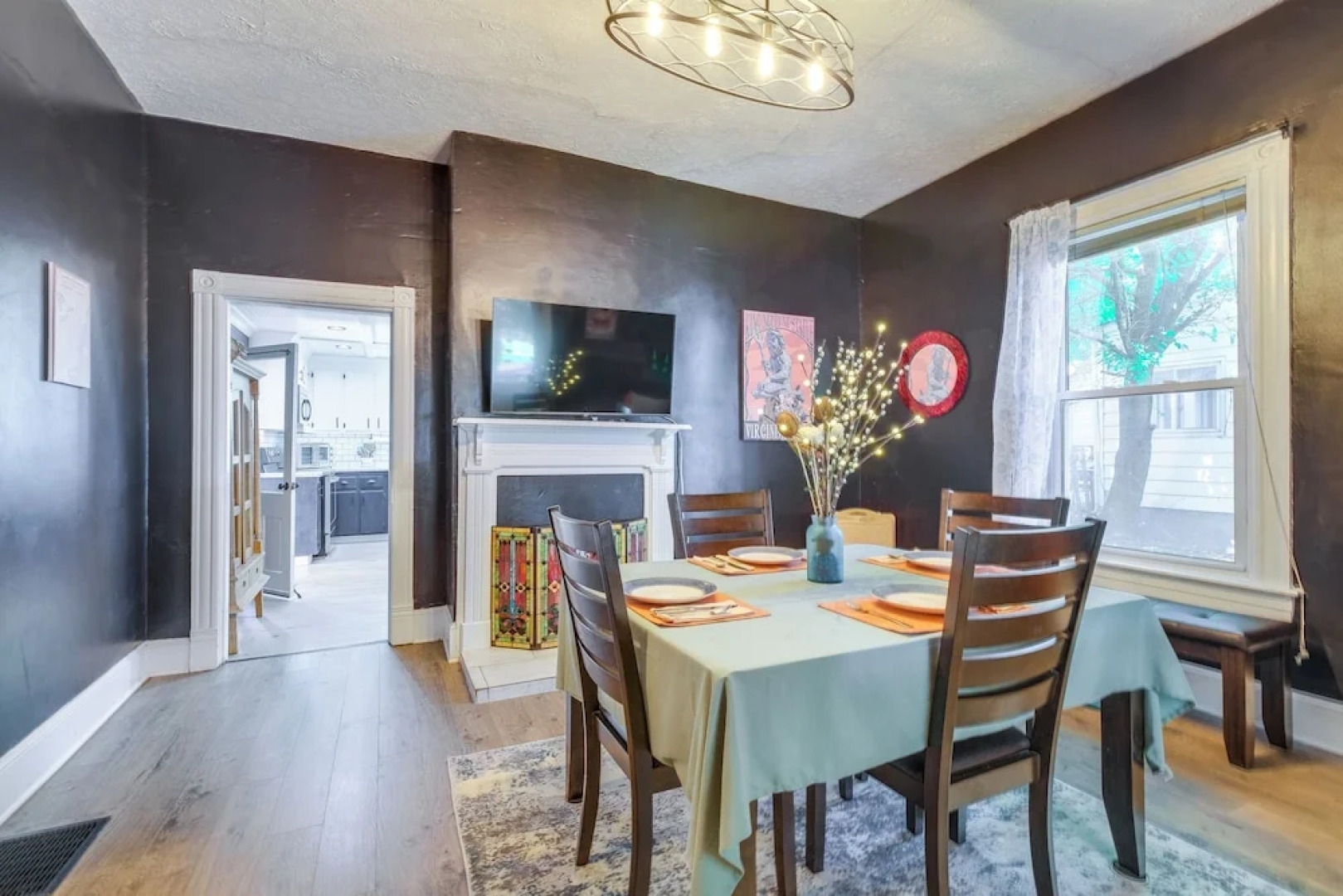 4 Mi to Liberty U: Huge Home w/ Yard & Hot Tub