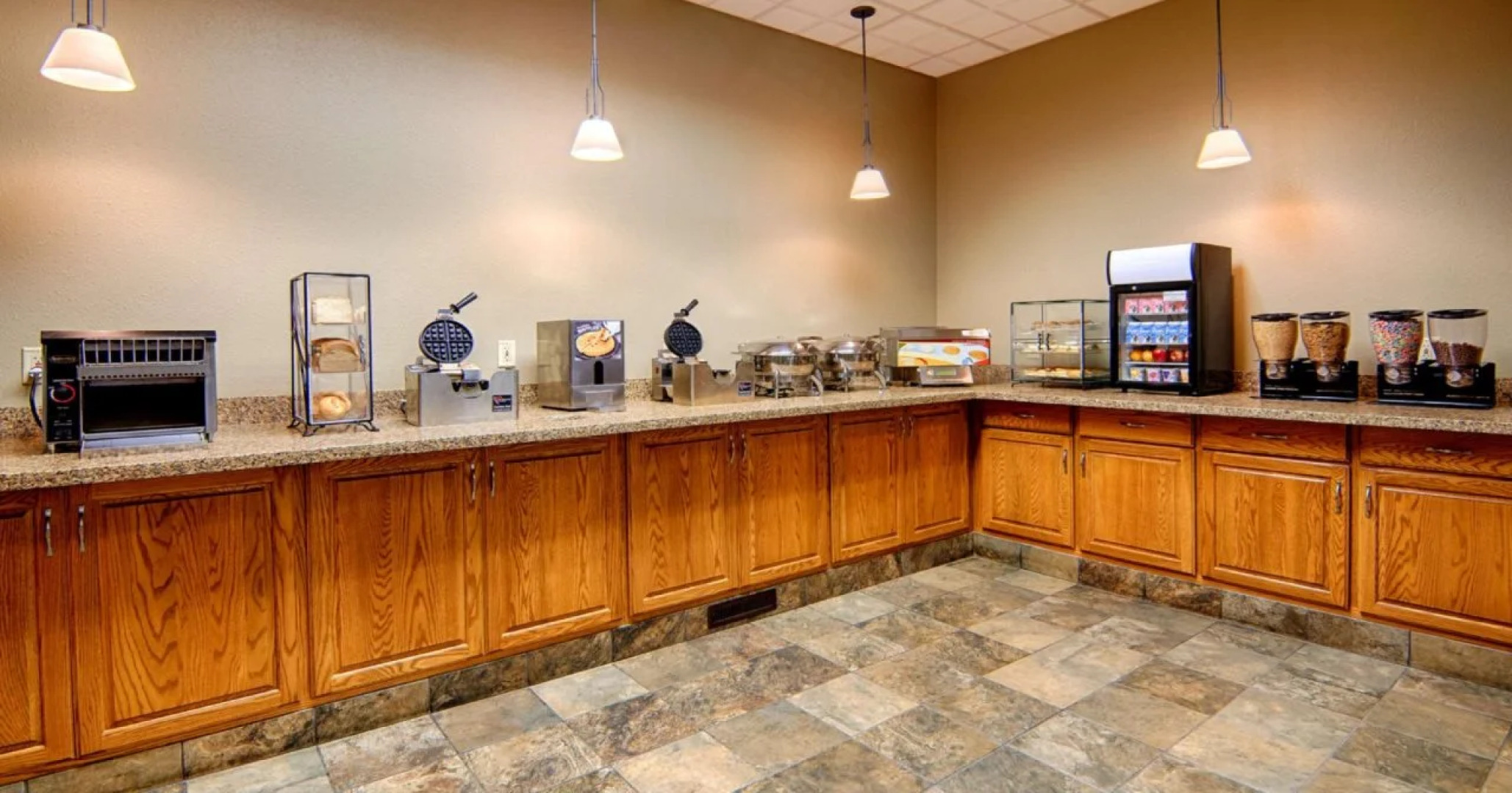 Norwood Inn & Suites