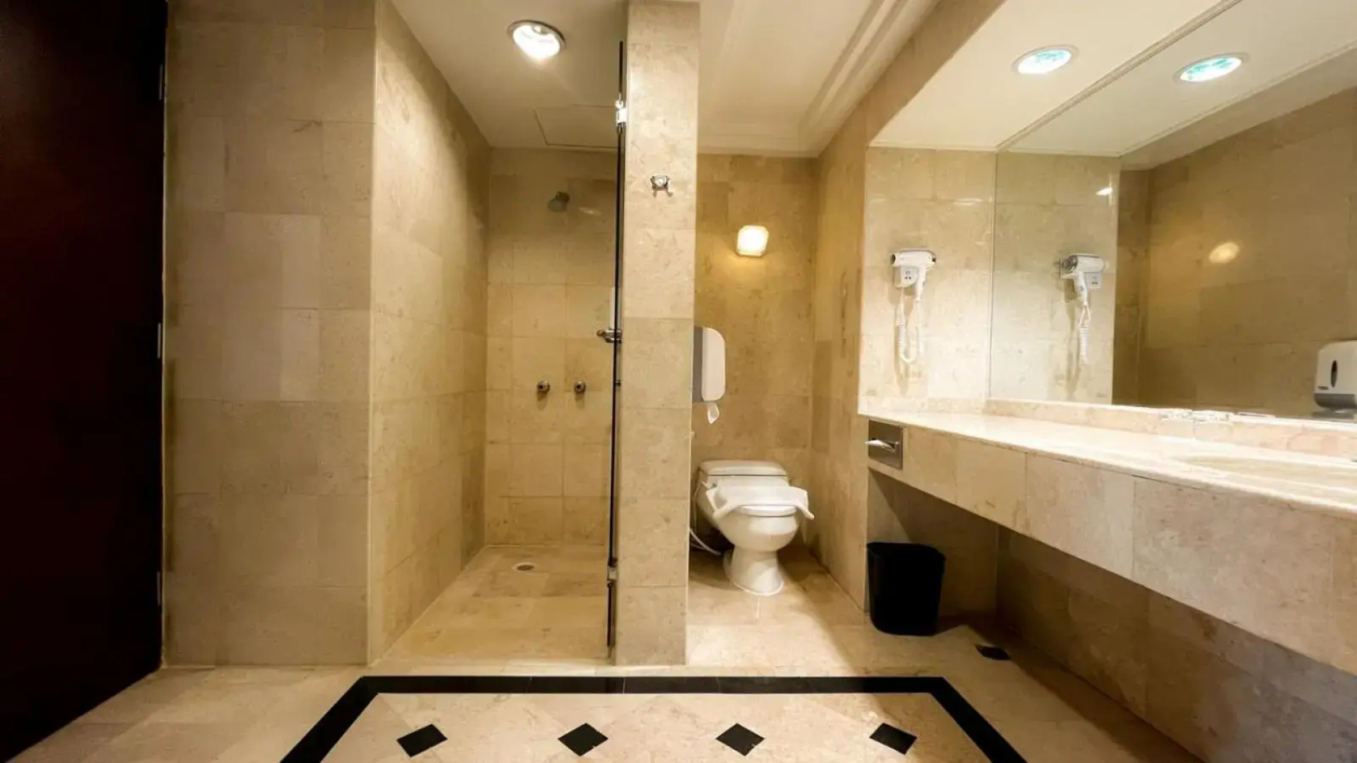 Grand Diamond Hotel Yogyakarta