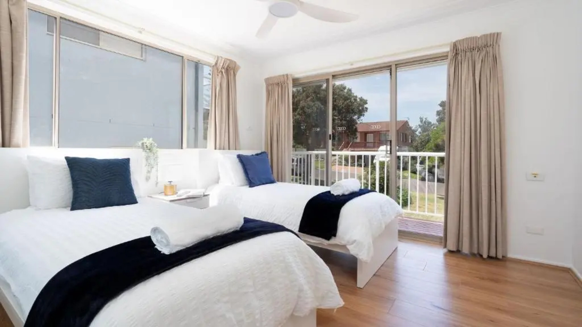 SUNNYSIDE Gerroa 4pm Check Out Sundays except Peak season