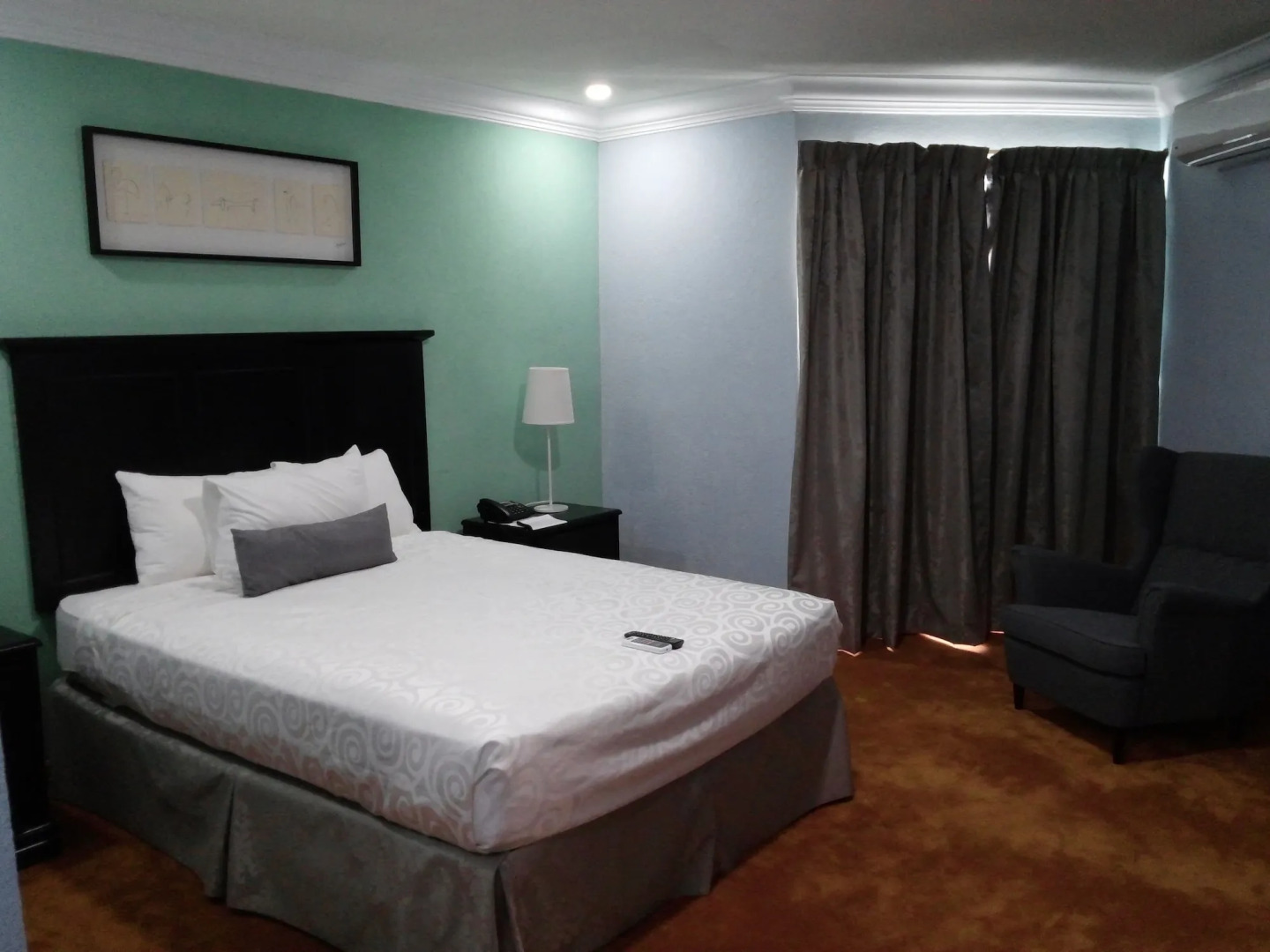 The City Inn Hotel & Casino