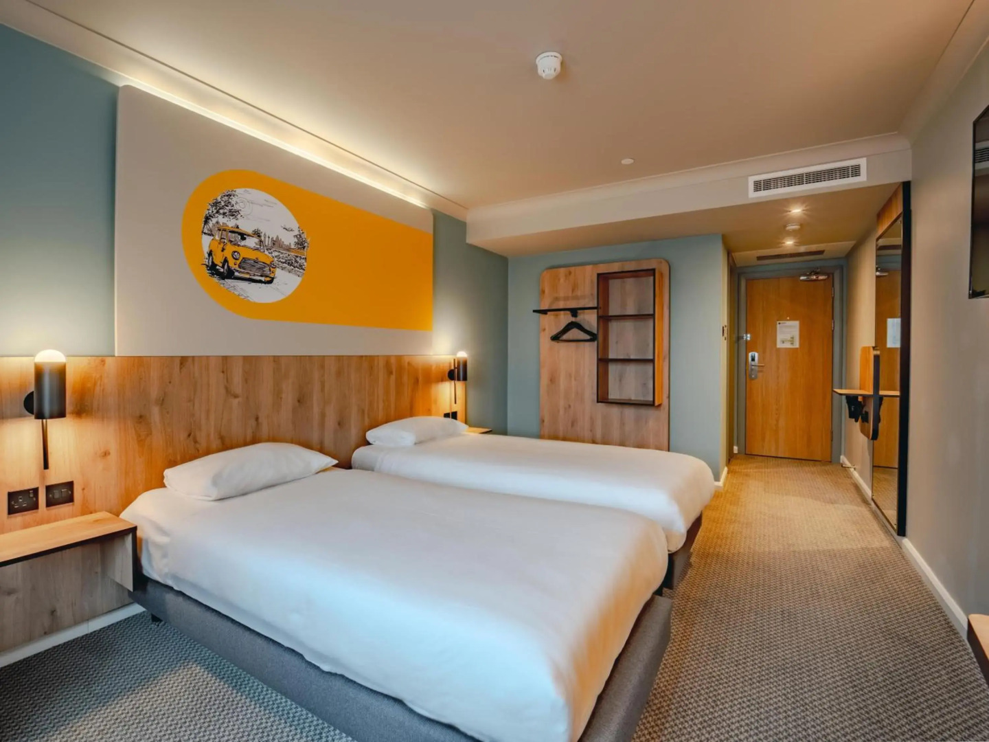 Отель B&B Hotel London Heathrow