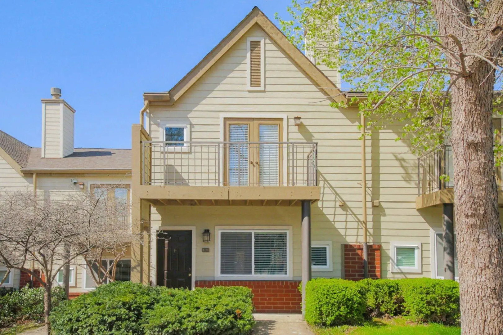 Vanderbilt Exclusives by YouRent