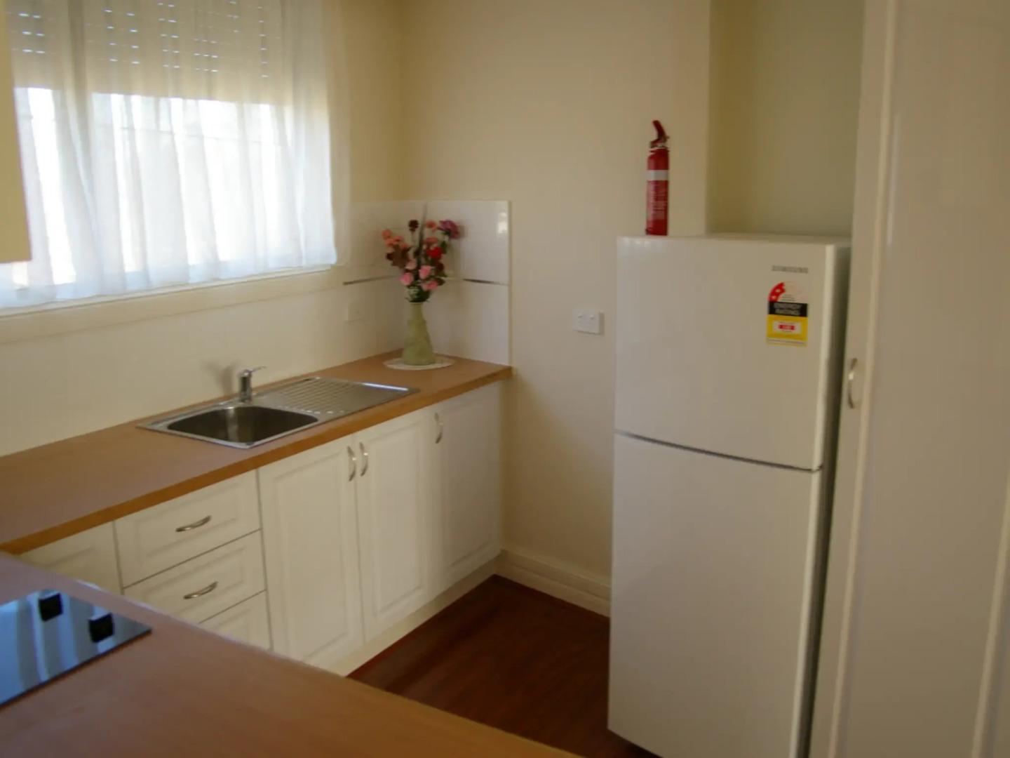 Deakin Executive Apartment