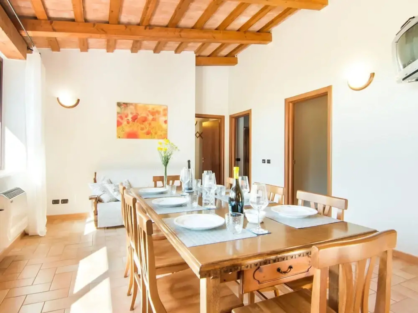 Agriturismo in the Appenines with Covered Swimming Pool & Hot Tub