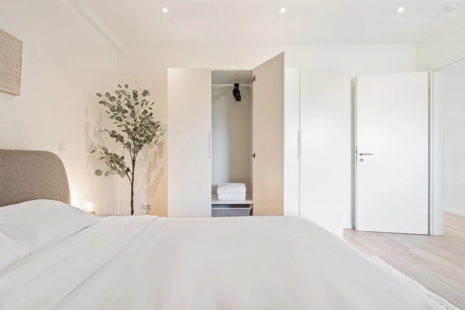 Stylish 2BR Getaway in Bivange Roeser