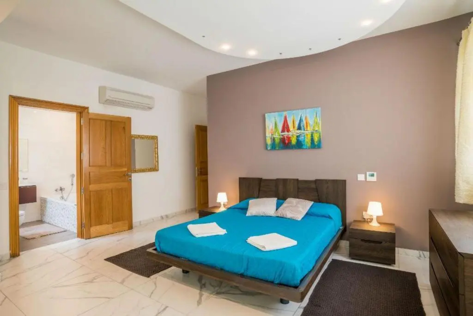 Sea Bank Villa Apartments