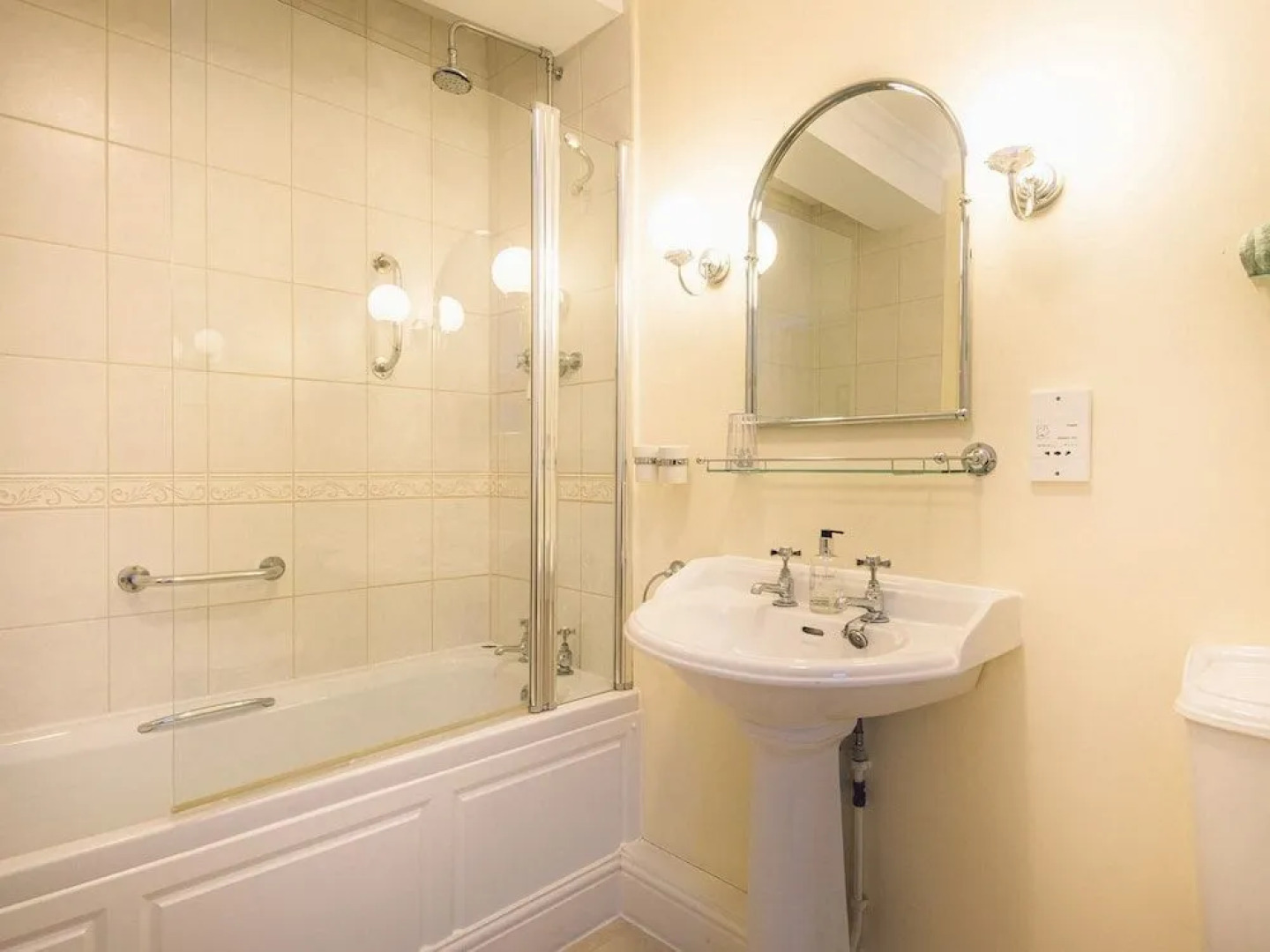 The Forest Country House B&B