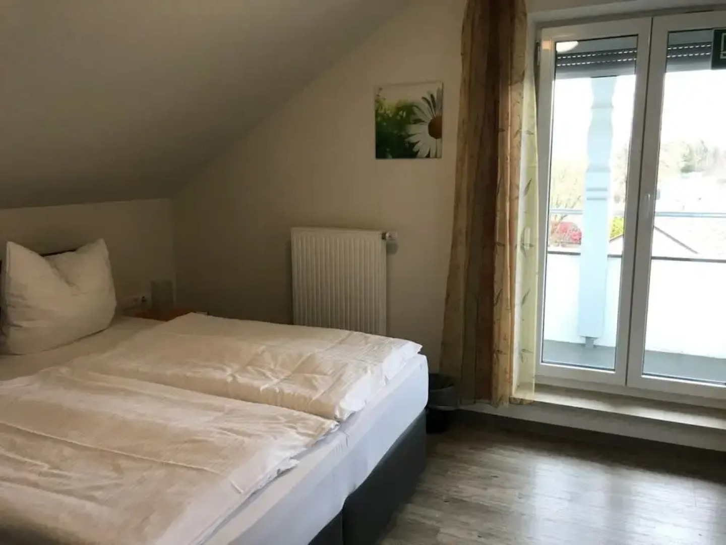 Pension & Restaurant zur Wertachau