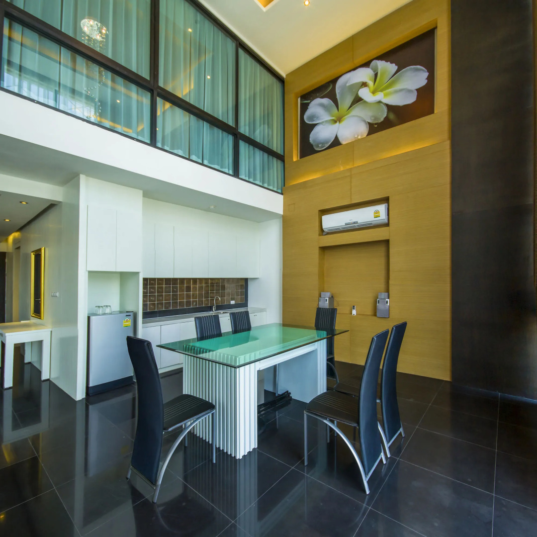 Hamilton Grand Residence