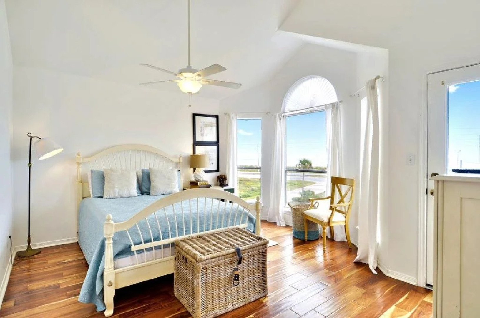 Sunshine Dreams by RedAwning