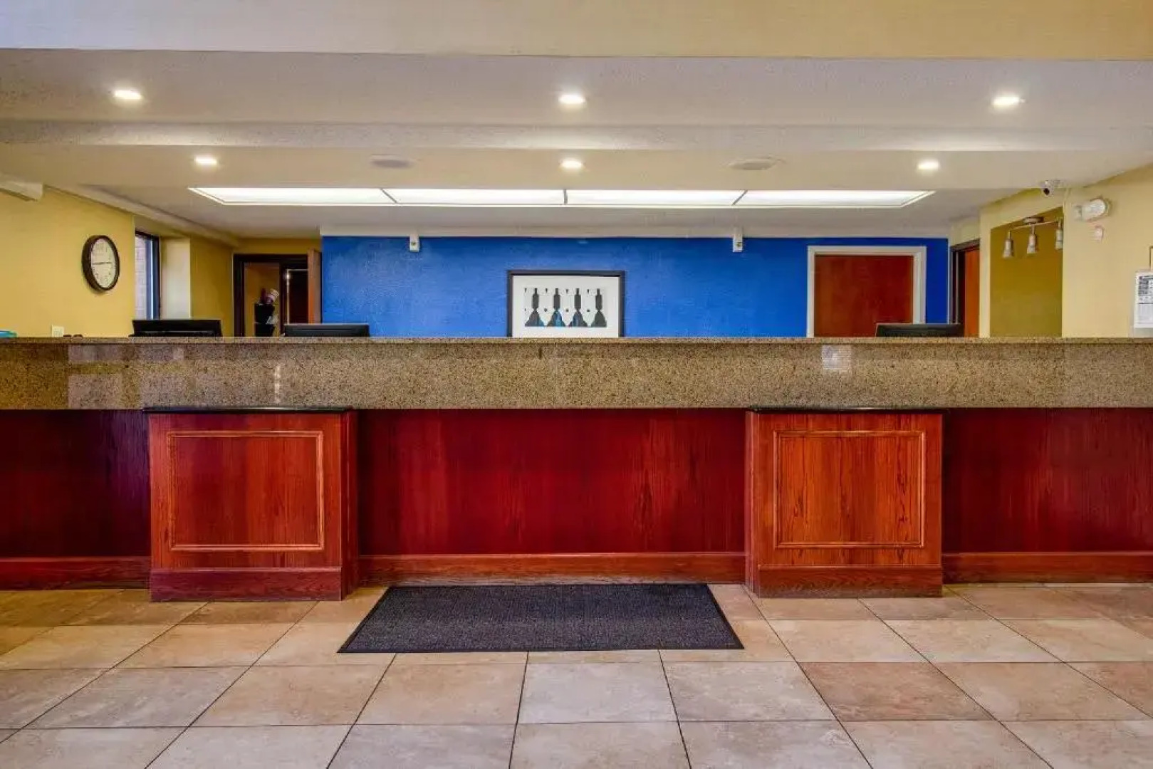 Tulsa Square Hotel Central, I-44 By OYO