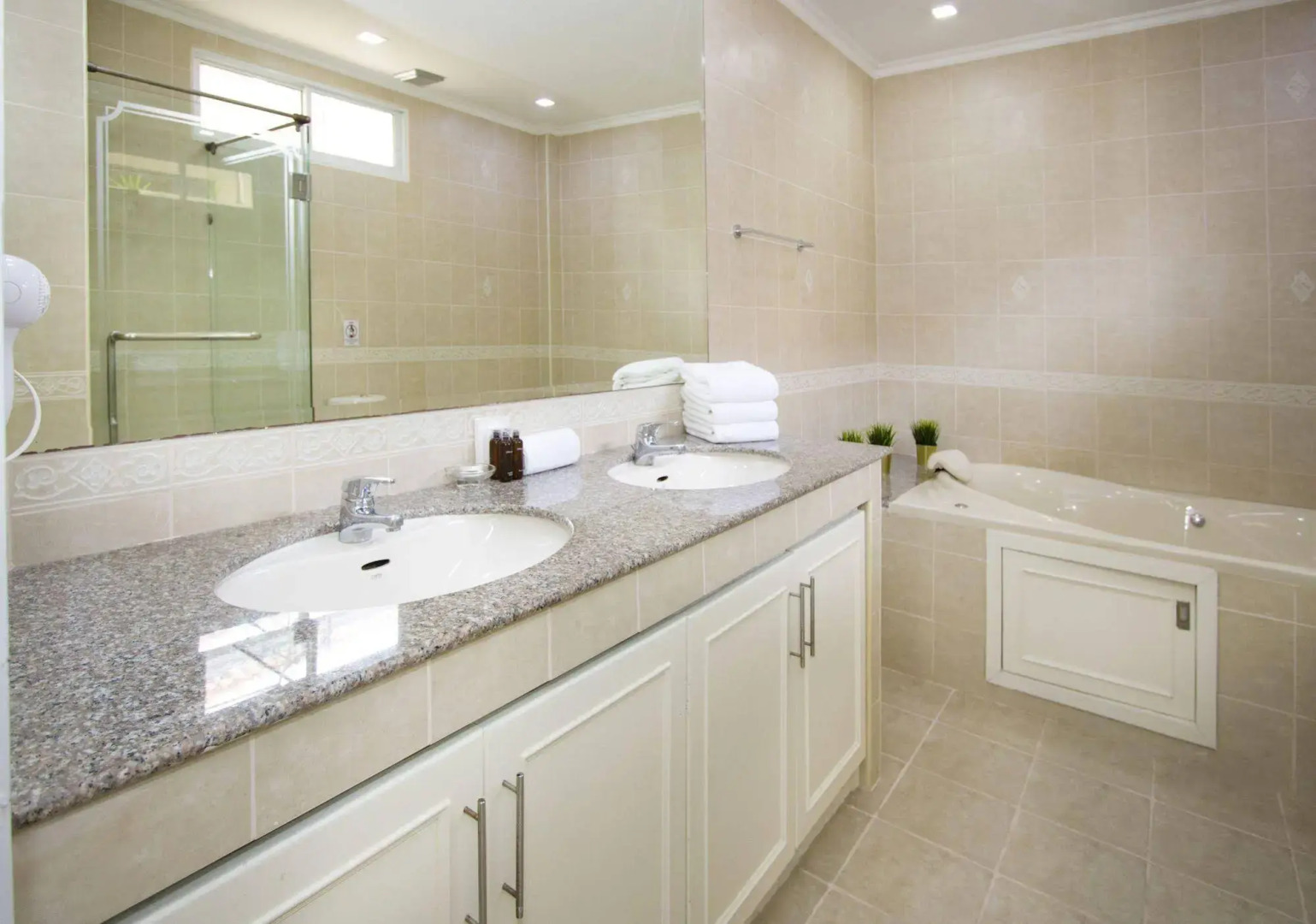 Tortuga Villas Pattaya