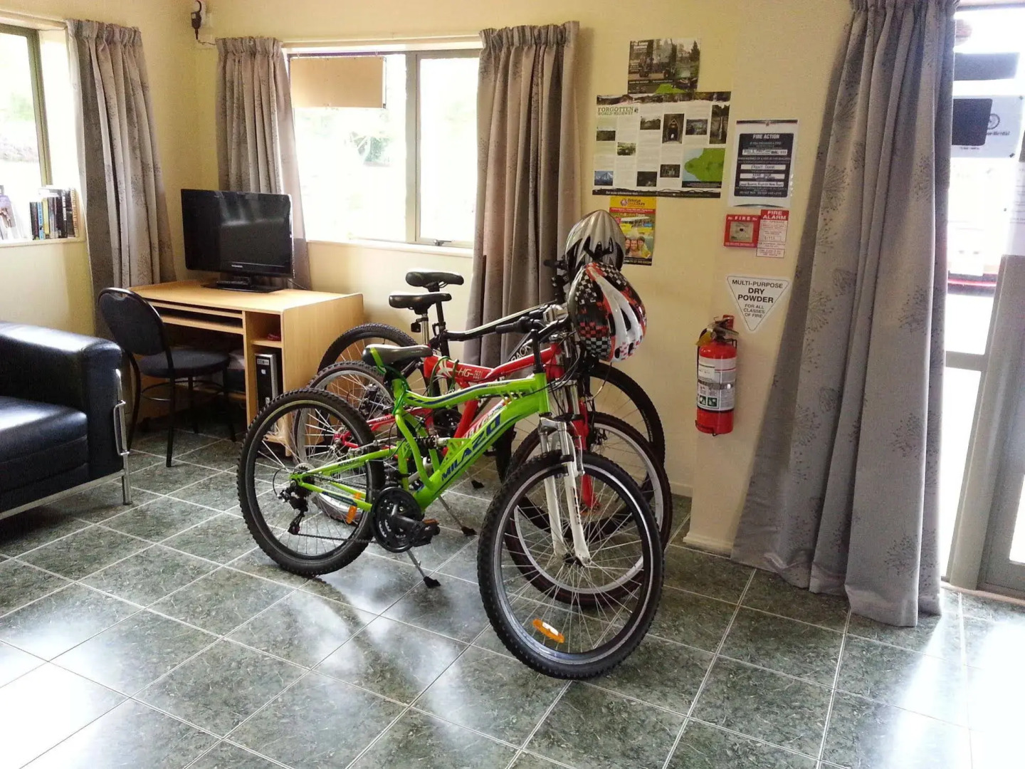 New Castle Motor Lodge