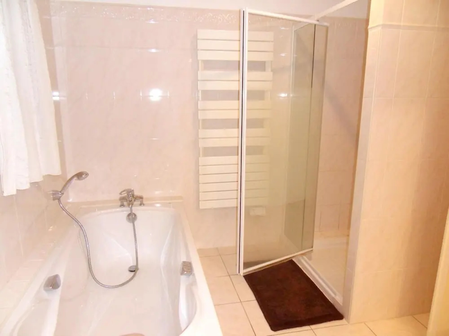 Villa With 3 Bedrooms in Ribérac, With Private Pool, Enclosed Garden and Wifi