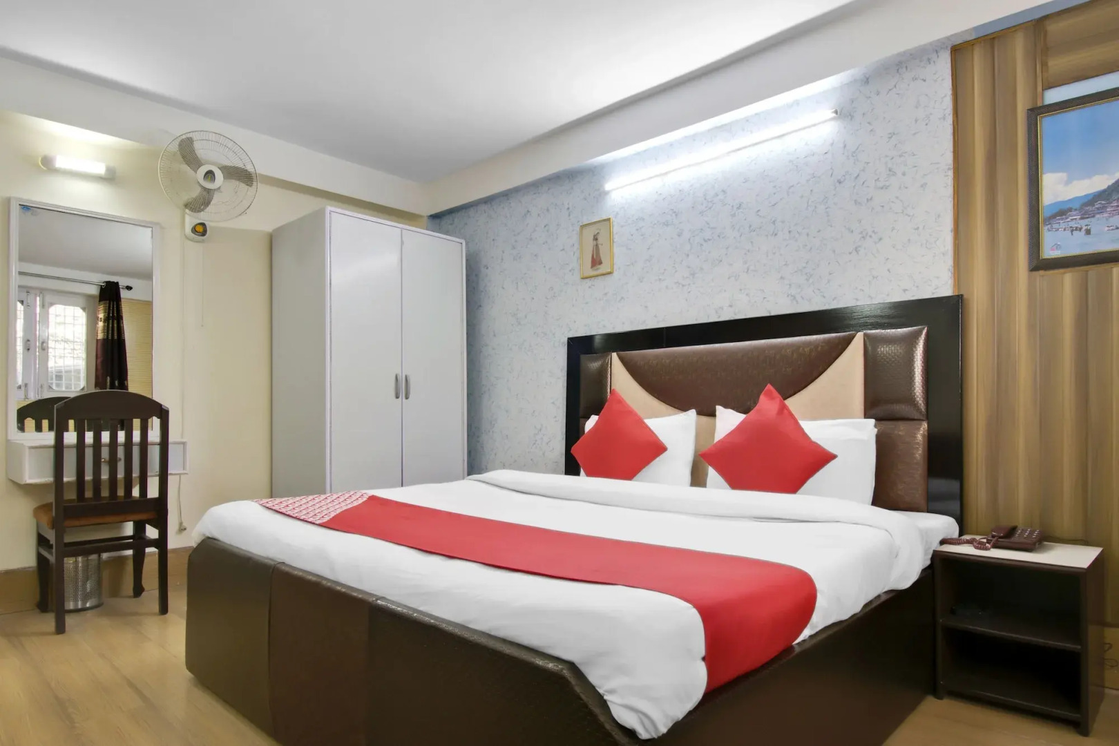 Capital O 11741 Hotel Nest