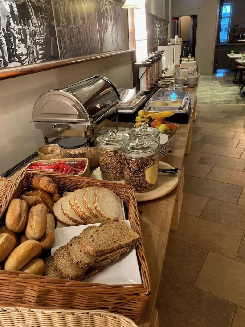 Отель Courage Valkenburg