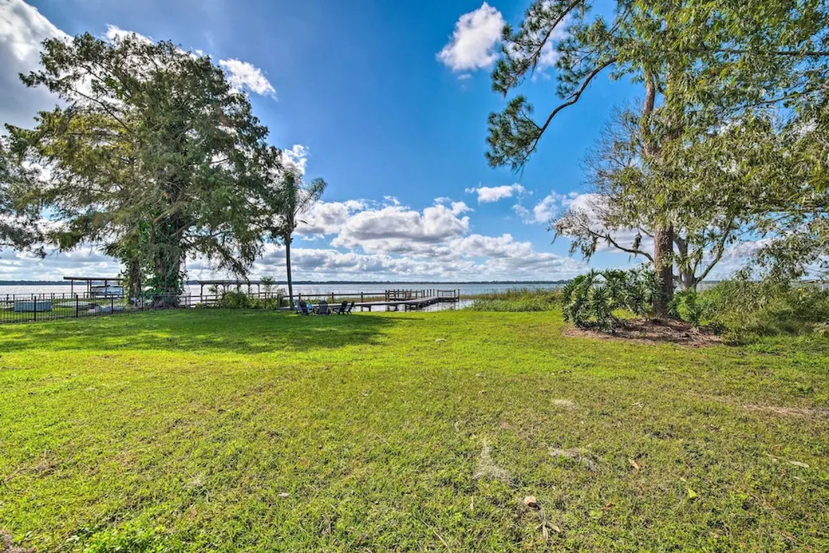 Waterfront Lake Dora Escape w/ Private Dock & Slip