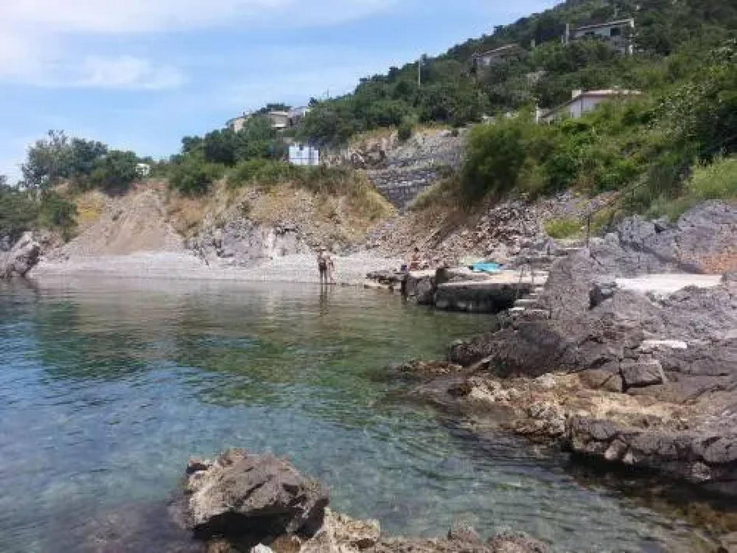 Apartments Buffet 2B