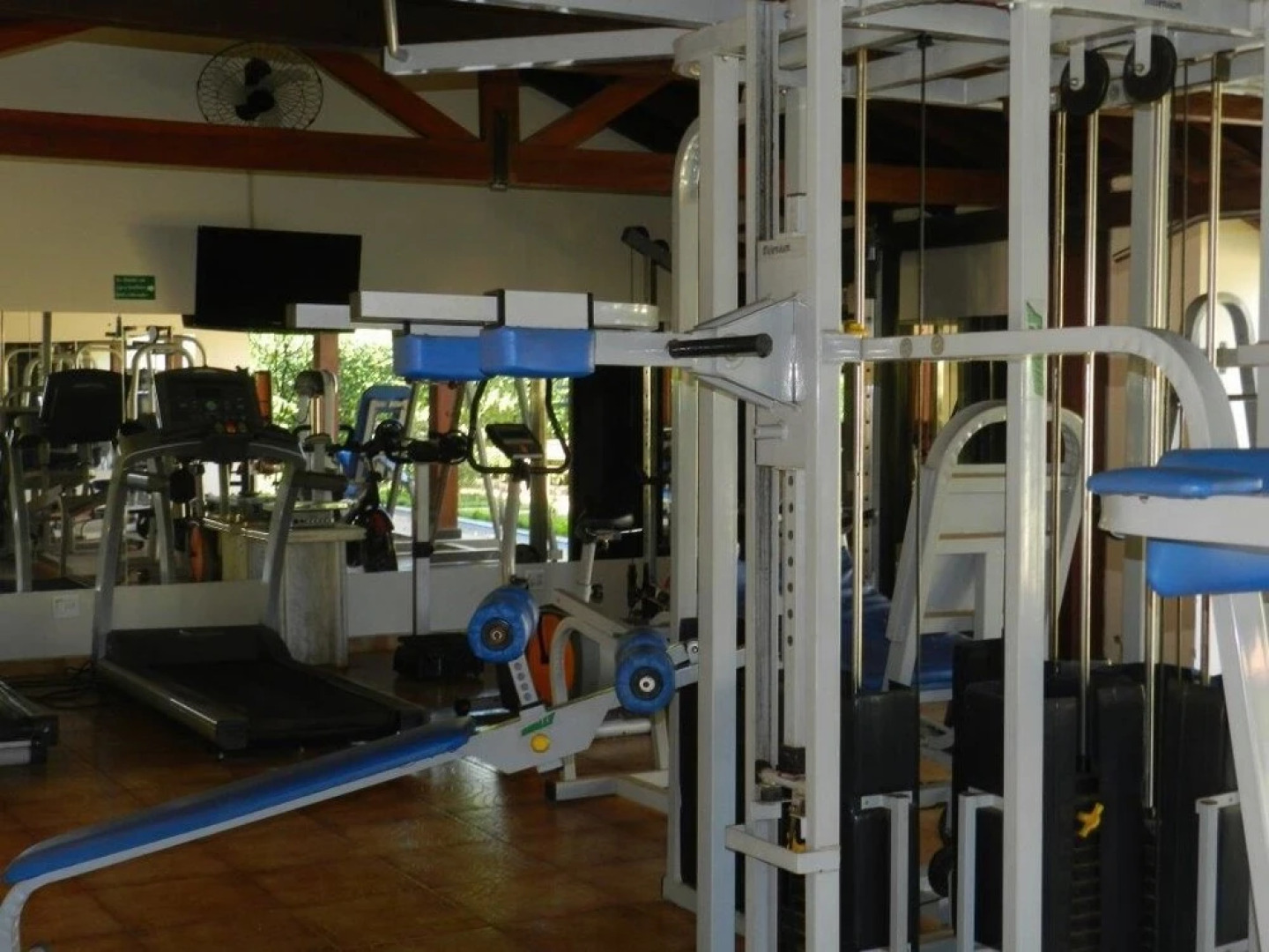 Paradise Inn Hotel e Lazer