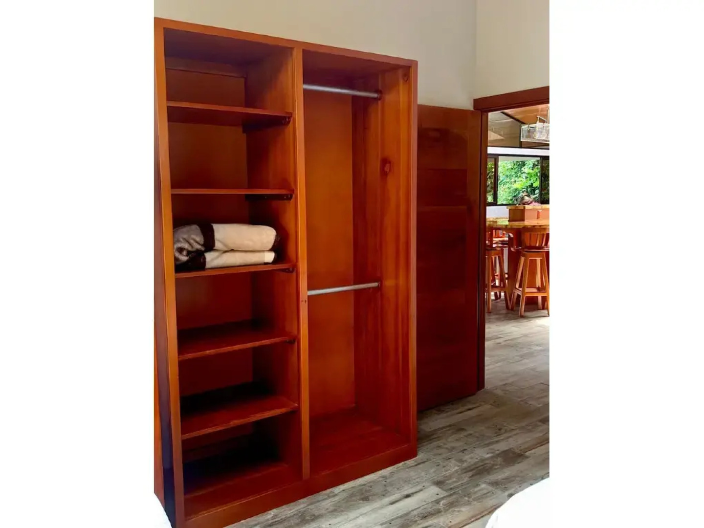 Epic Adventure Lodge