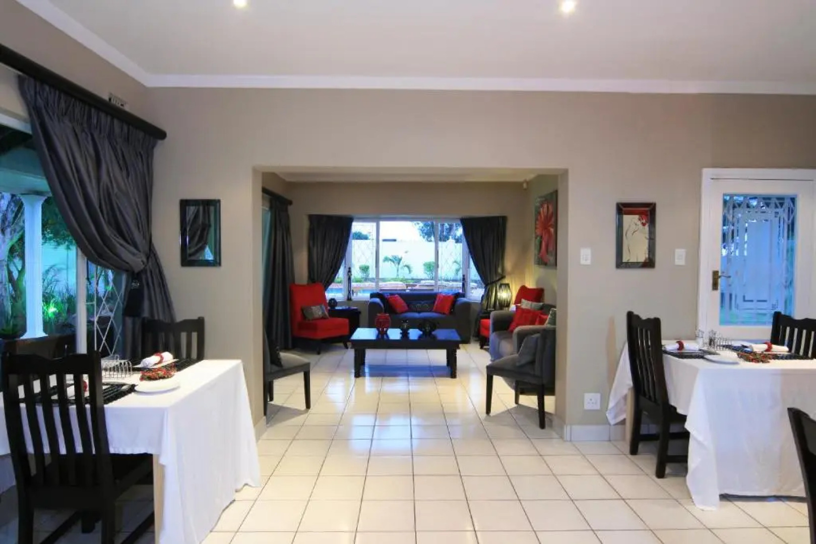 La Loggia on Portland