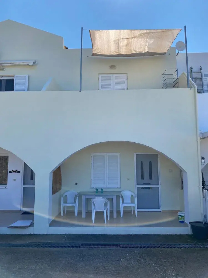 Jie s House in Countryside