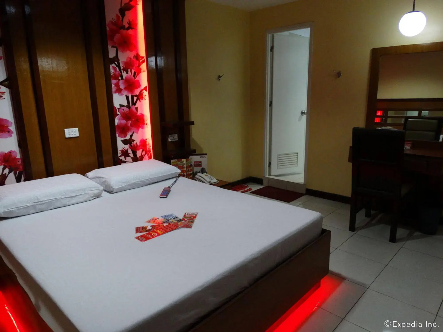 Hotel Sogo Quirino Motor Drive Inn