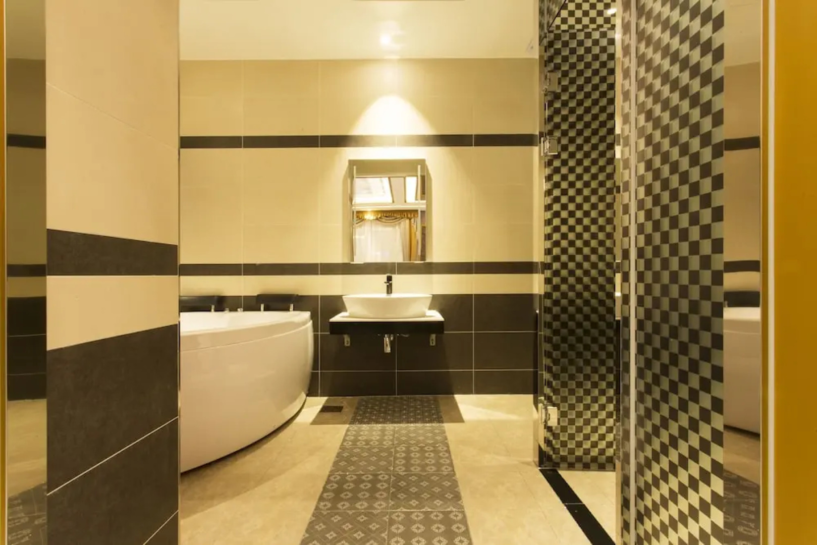 Myeongpum Drive-in Hotel