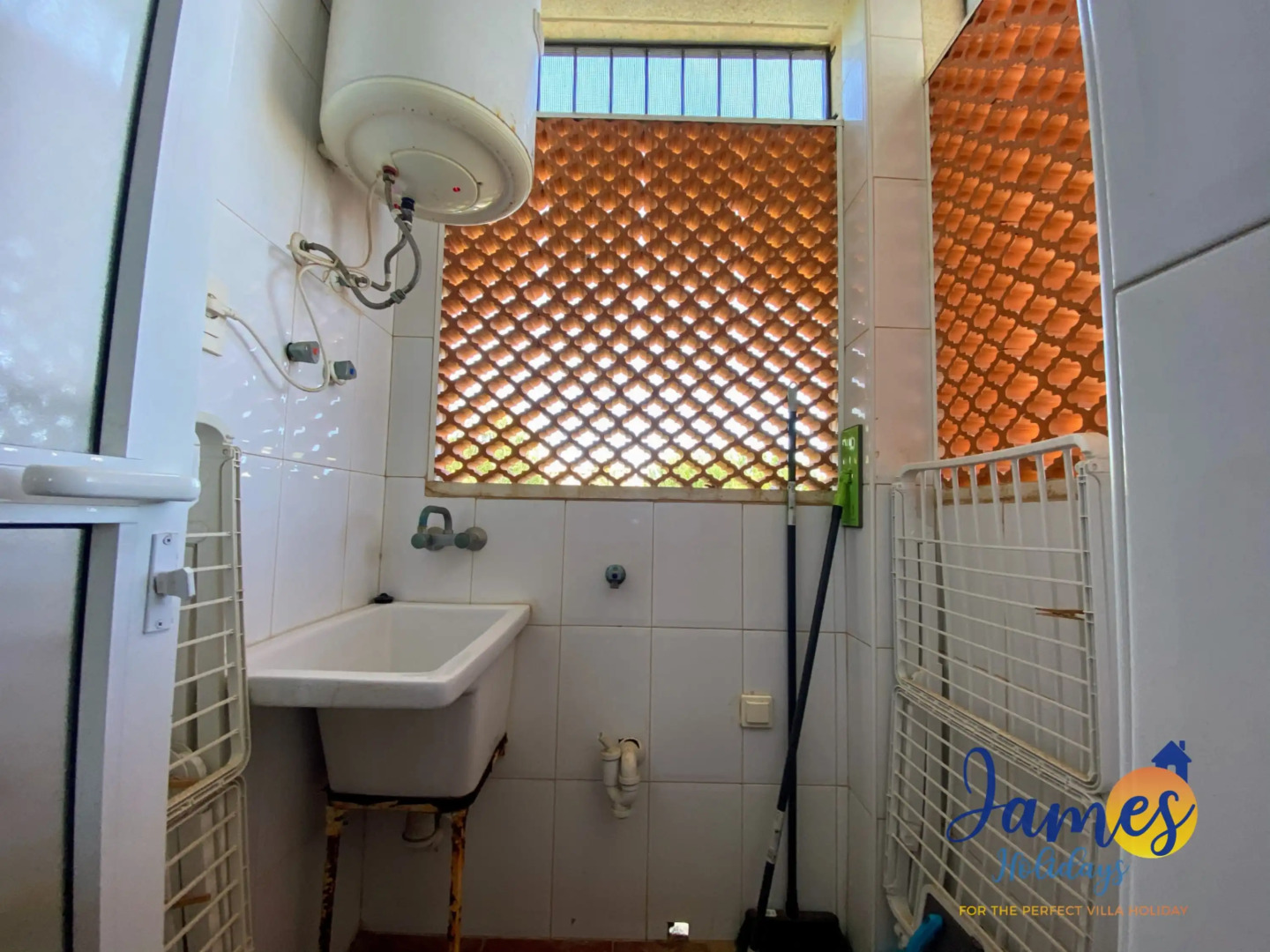 Playa Golf R5 1st flr apartment & comm pool P232