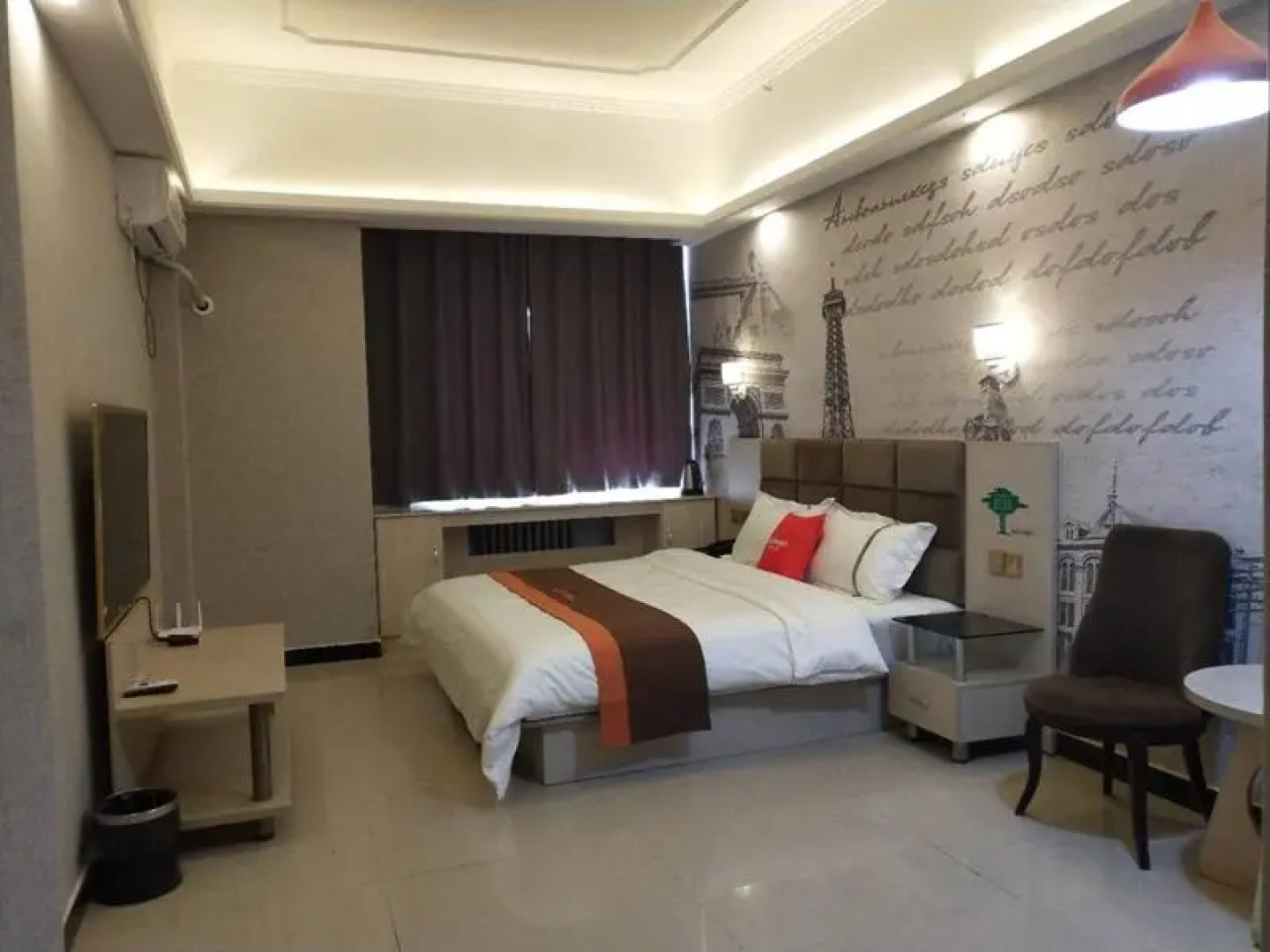 Jun Hotel Henan Anyang Wenfeng District Wenfeng Avenue Yingbin Park