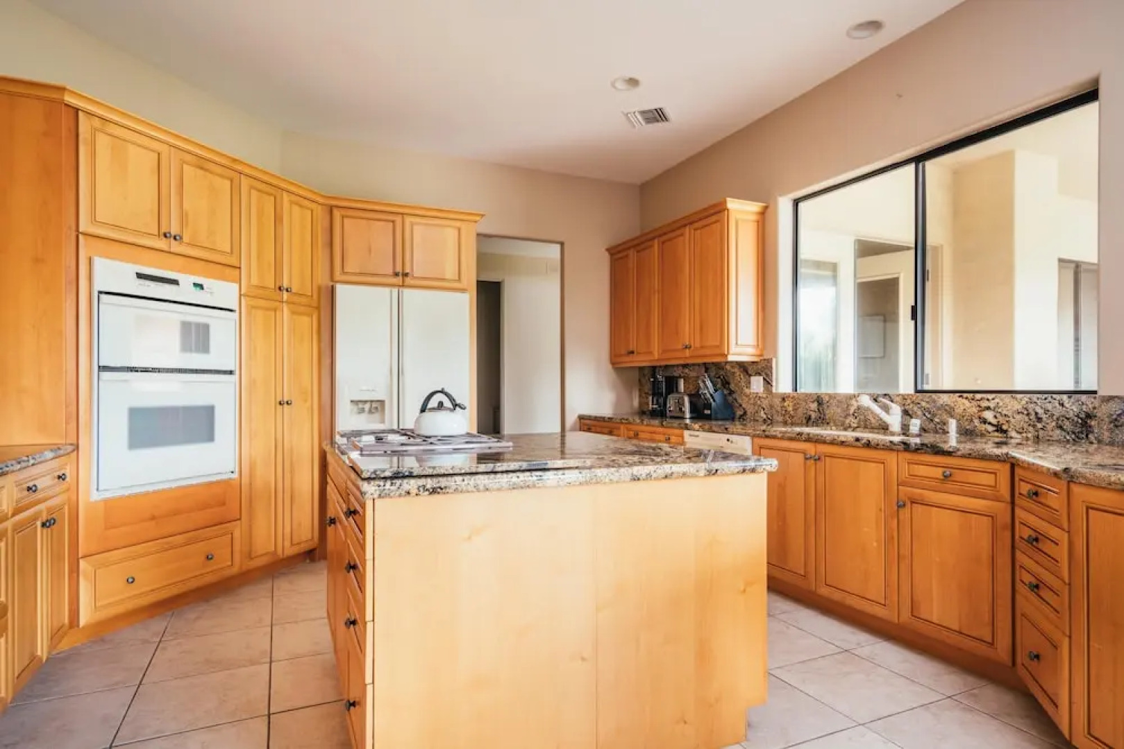 Firefly by AvantStay