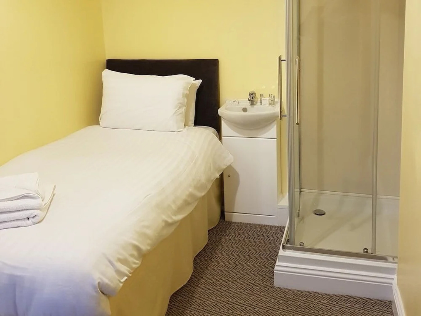 Atlantis Holiday Home